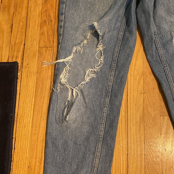 Topshop MOM ripped denim jeans - Picture 5 of 10